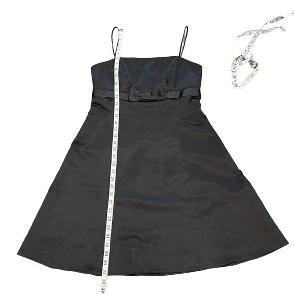 David’s Bridal Black Empire Waist With Bow Cocktail Dress Size 6 - Picture 10 of 14